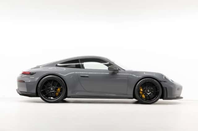 Porsche 911 (2026) thumbnail 6