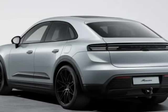 Porsche Macan (2025) thumbnail 3