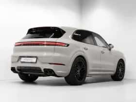 Porsche Cayenne (0) thumbnail 10
