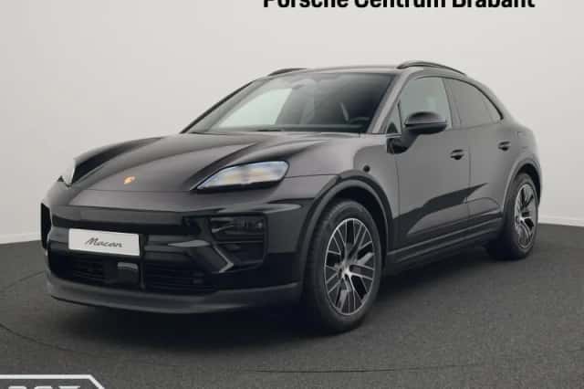 Porsche Macan (2026) thumbnail 1