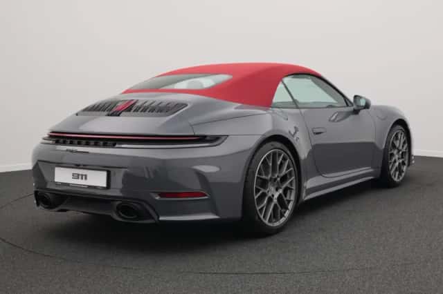 Porsche 911 (2026) thumbnail 5