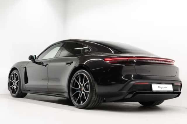 Porsche Taycan (2026) thumbnail 3