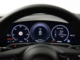 Porsche Taycan (0) thumbnail 22