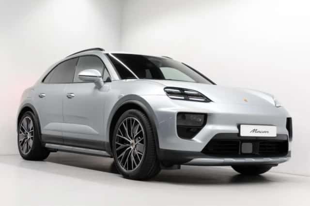 Porsche Macan (2025) thumbnail 6