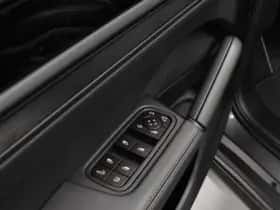 Porsche Cayenne (0) thumbnail 19
