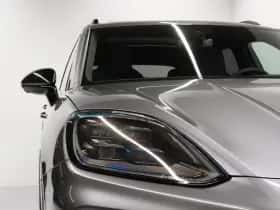 Porsche Cayenne (0) thumbnail 9