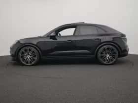 Porsche Macan (0) thumbnail 2