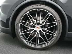 Porsche Macan (0) thumbnail 15