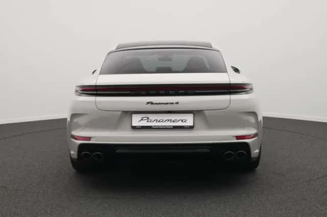 Porsche Panamera (2026) thumbnail 4