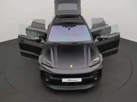Porsche Macan (0) thumbnail 11