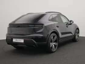 Porsche Macan (0) thumbnail 5