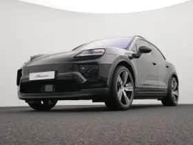 Porsche Macan (0) thumbnail 9