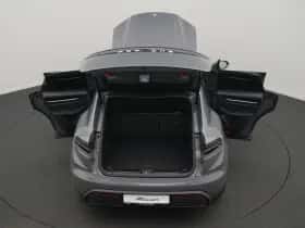 Porsche Macan (0) thumbnail 12