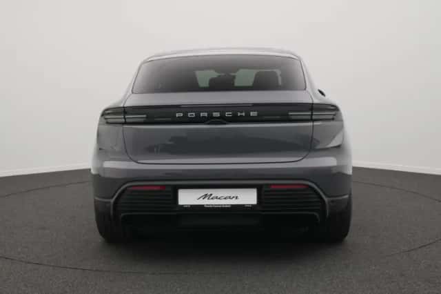 Porsche Macan (2026) thumbnail 4