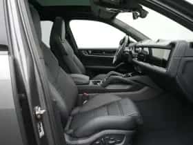 Porsche Cayenne (0) thumbnail 22