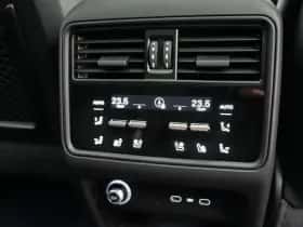 Porsche Cayenne (0) thumbnail 28