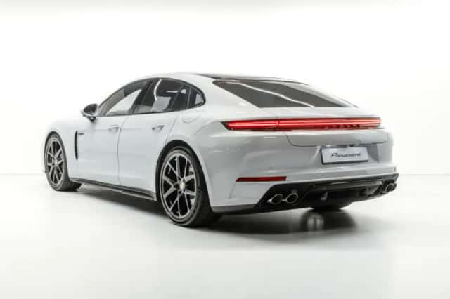 Porsche Panamera (2025) thumbnail 3