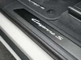 Porsche Cayenne (0) thumbnail 39