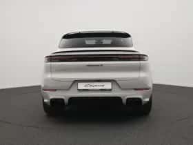 Porsche Cayenne (0) thumbnail 4