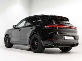 Porsche Cayenne (0) thumbnail 3