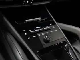 Porsche Cayenne (0) thumbnail 27