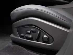 Porsche Macan (0) thumbnail 23