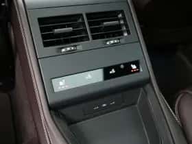 Porsche Panamera (0) thumbnail 36