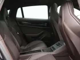 Porsche Panamera (0) thumbnail 42