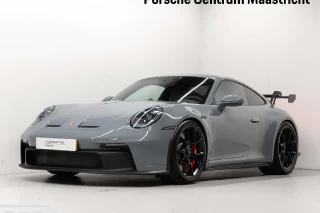 Porsche 911 (2023) thumbnail 1