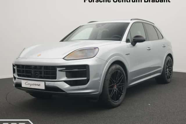 Porsche Cayenne (2026) thumbnail 1
