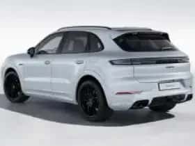 Porsche Cayenne (0) thumbnail 3