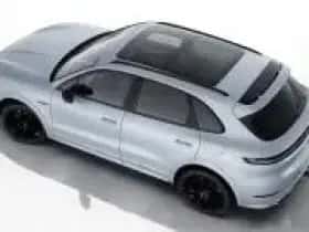 Porsche Cayenne (0) thumbnail 4