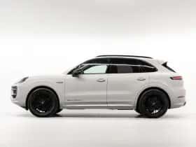 Porsche Cayenne (0) thumbnail 2