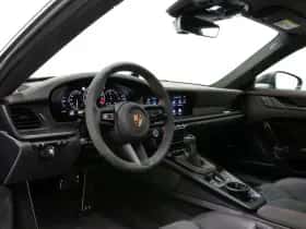 Porsche 911 (0) thumbnail 4