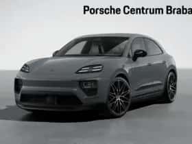 Porsche Macan (0) thumbnail 1