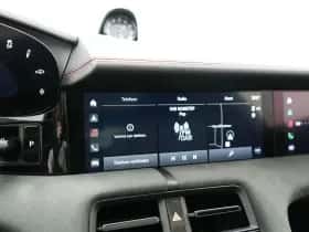 Porsche Taycan (2023) thumbnail 26