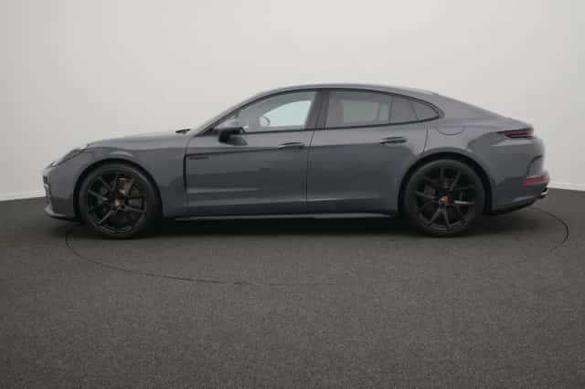 Porsche Panamera (0) thumbnail 2