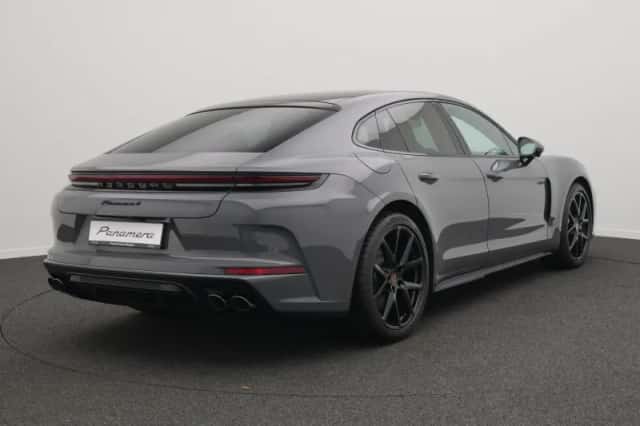 Porsche Panamera (0) thumbnail 5