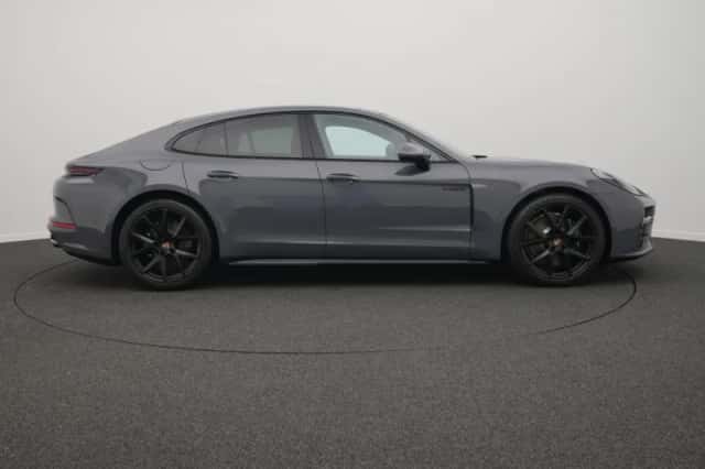 Porsche Panamera (0) thumbnail 6