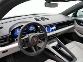 Porsche Macan (0) thumbnail 16