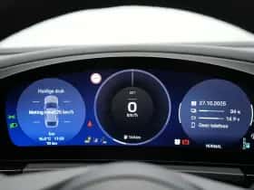 Porsche Macan (0) thumbnail 30