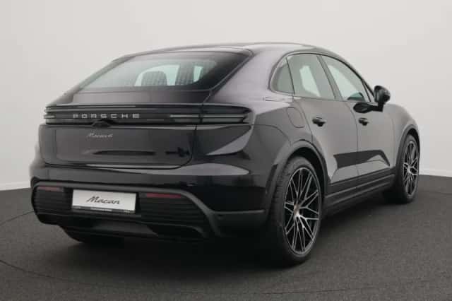 Porsche Macan (0) thumbnail 5