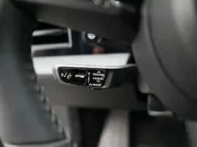 Porsche Taycan (2023) thumbnail 22