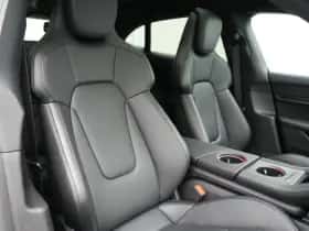 Porsche Taycan (2023) thumbnail 34