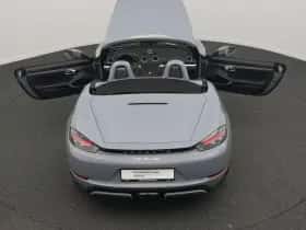 Porsche 718 (2024) thumbnail 12