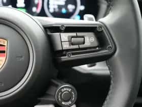 Porsche Cayenne (0) thumbnail 21