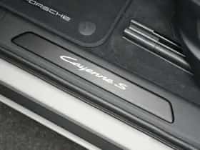 Porsche Cayenne (0) thumbnail 31