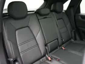 Porsche Cayenne (0) thumbnail 41
