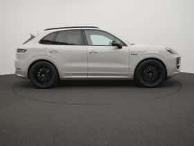 Porsche Cayenne (0) thumbnail 6