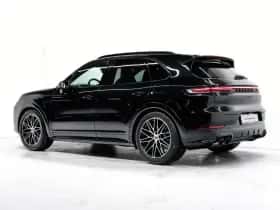 Porsche Cayenne (0) thumbnail 3